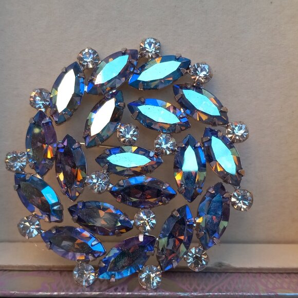 B. David Earrings & Brooch Set Aurora Borealis + Original Box - Picture 6 of 16